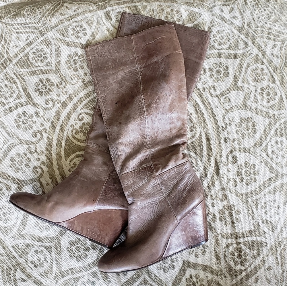 Steve Madden LUXE wedge boots